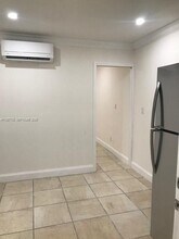 9420 SW 55th St in Miami, FL - Building Photo - Building Photo