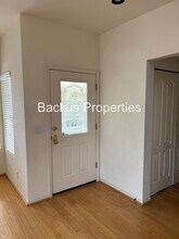 19366 Acclaim Dr in Salinas, CA - Building Photo - Building Photo