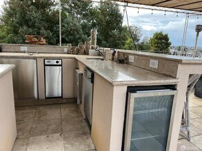 8739 Thermal St in Oakland, CA - Building Photo - Building Photo