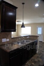 111 Hoya Ln in San Marcos, TX - Building Photo - Building Photo