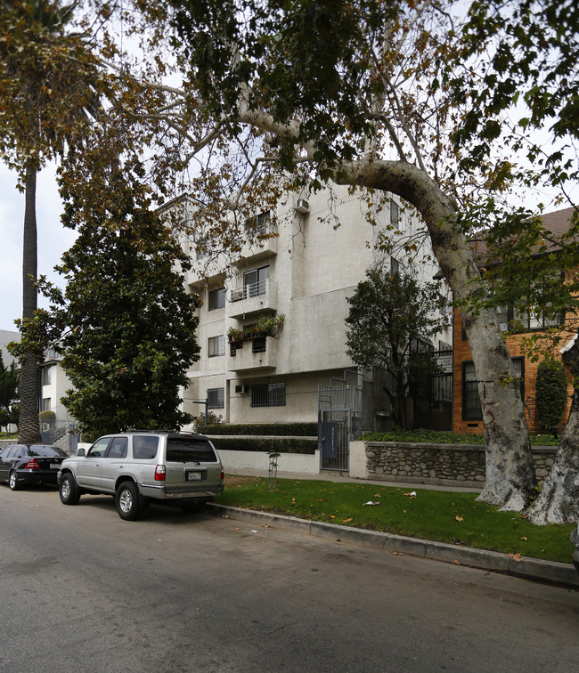 215 S Occidental Blvd in Los Angeles, CA - Building Photo - Building Photo