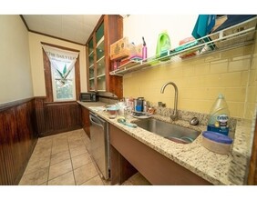 10 Agawam St-Unit -3 in Worcester, MA - Building Photo - Building Photo