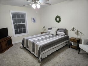 1326 E Monroe St in Mount Pleasant, IA - Building Photo - Building Photo