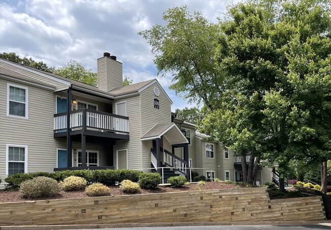 2950 North Apartments in Greenville, SC - Foto de edificio - Building Photo