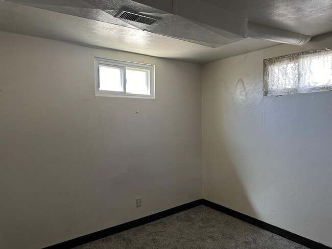 2619 Weir Ave in Colorado Springs, CO - Building Photo - Building Photo