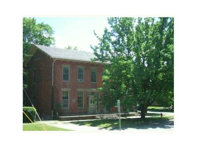 317 Market St in Lockport, NY - Building Photo