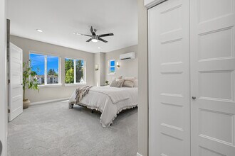5690 Sunstone Pl in Ferndale, WA - Foto de edificio - Building Photo