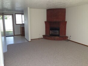 4212-4214 47th Ave NE in Salem, OR - Building Photo - Building Photo