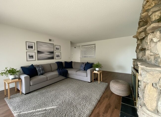 property at 1540 E Gladwick St