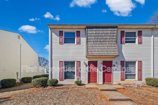 property at 7906 Oak Meadow Ct