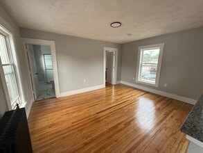 1 Charter St in Exeter, NH - Building Photo - Building Photo