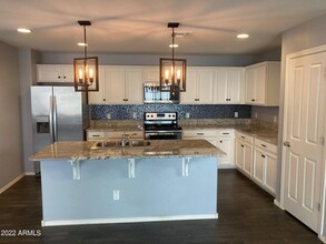 843 S Swallow Ln in Gilbert, AZ - Building Photo - Building Photo