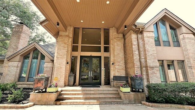 19823 Sunbridge Ln