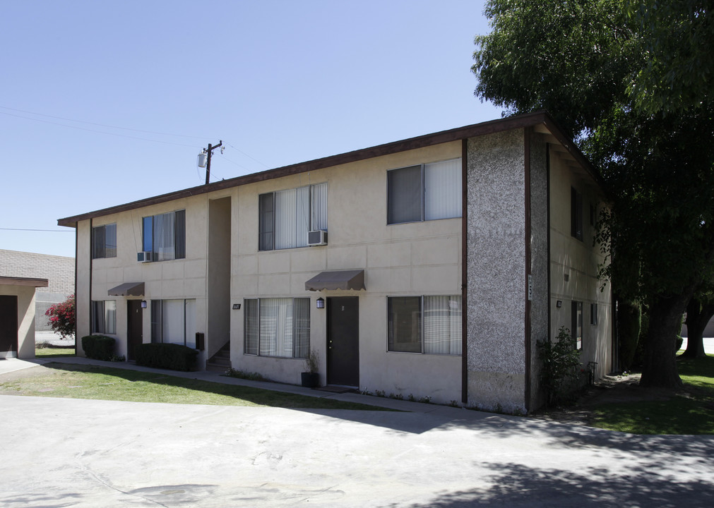 1601 Picadilly Way in Fullerton, CA - Building Photo