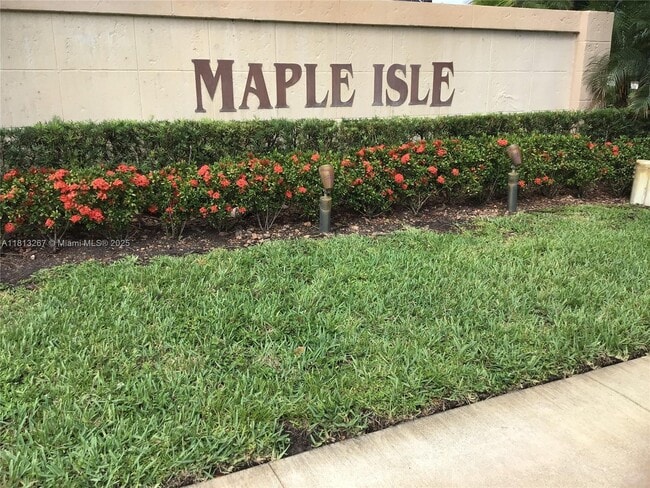 175 Jones Creek Dr in Jupiter, FL - Building Photo - Building Photo