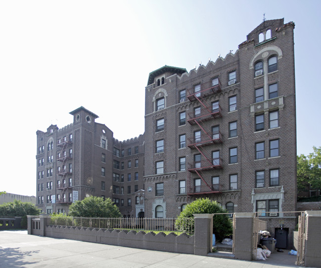 180 Lenox Rd in Brooklyn, NY - Building Photo - Building Photo