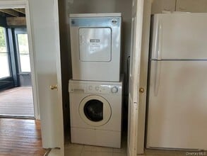 3531 Shore in Seaford, NY - Building Photo - Building Photo