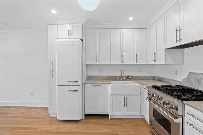 110 Putnam Ave in Brooklyn, NY - Building Photo - Building Photo