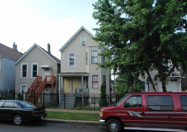 3513 W Dickens Ave in Chicago, IL - Building Photo - Building Photo