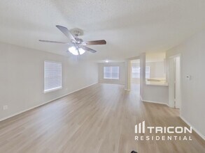 2208 Capstan Dr in Arlington, TX - Building Photo - Building Photo