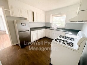 1005 Cook Dr in Sylacauga, AL - Building Photo - Building Photo
