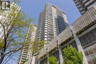 892 Carnarvon St in New Westminster, BC - Building Photo