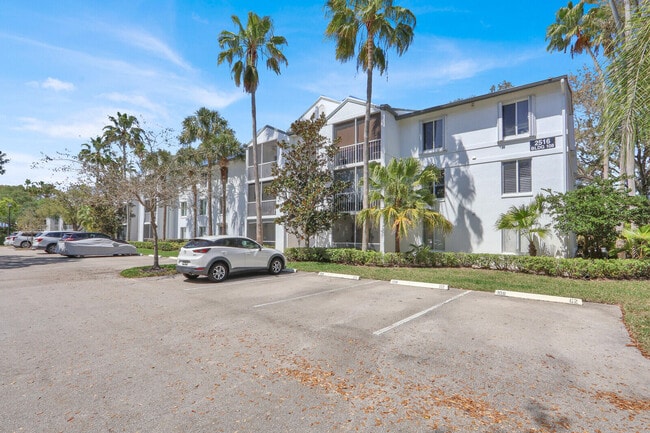 2516 SE Anchorage Cove