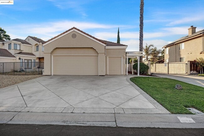 property at 2380 Wayfarer Dr