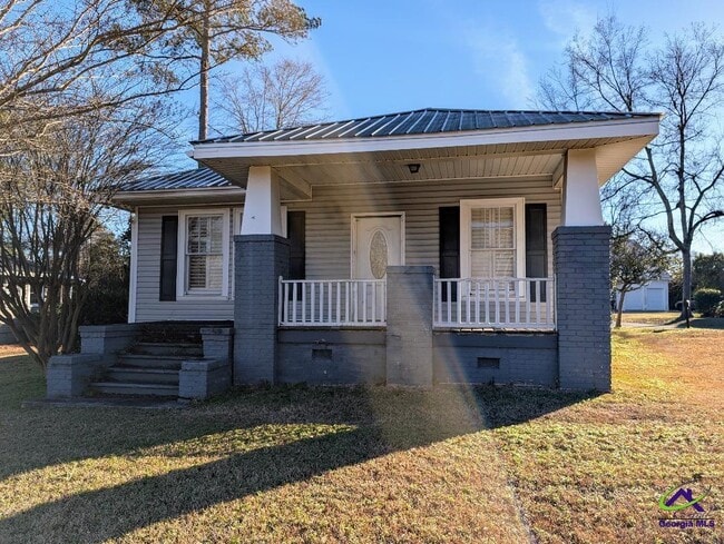 property at 1214 Main St