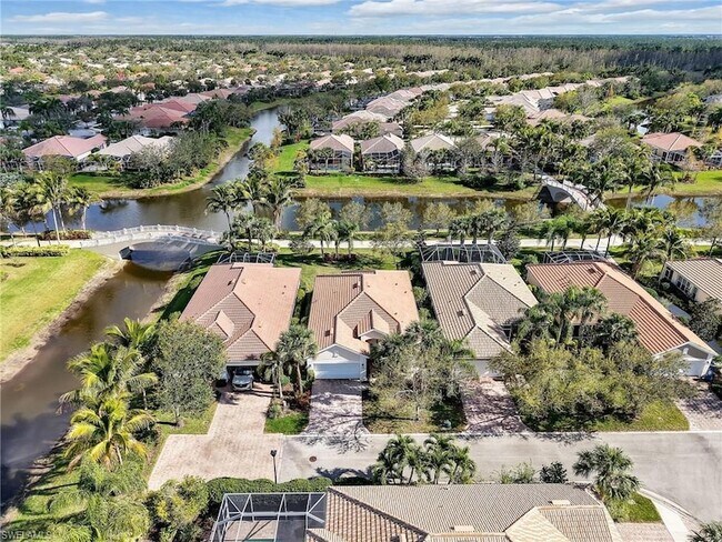 15100 Danios Dr in Bonita Springs, FL - Building Photo - Building Photo