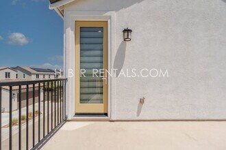 2299 Jessica Way in Tracy, CA - Building Photo - Building Photo