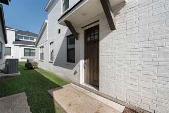 1106 Bowie Dr in Lewisville, TX - Building Photo - Building Photo