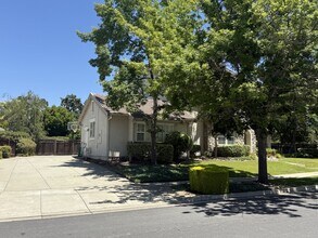 855 Old Oak Rd in Livermore, CA - Building Photo - Building Photo