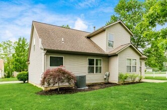 6710 Bethany Dr in Westerville, OH - Building Photo - Building Photo