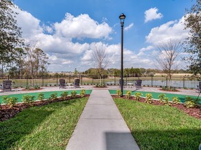 Lake Sumter Reserve in Lady Lake, FL - Foto de edificio - Building Photo