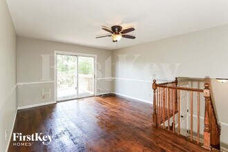 19112 E Ponca Dr in Independence, MO - Building Photo - Building Photo