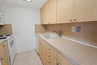 2213 NW 55th Terrace in Lauderhill, FL - Building Photo - Building Photo