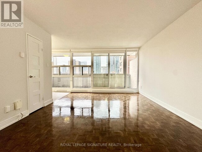 33 Isabella St in Toronto, ON - Building Photo - Building Photo