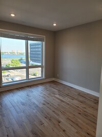 WLIVING at 117 Spring Garden photo'