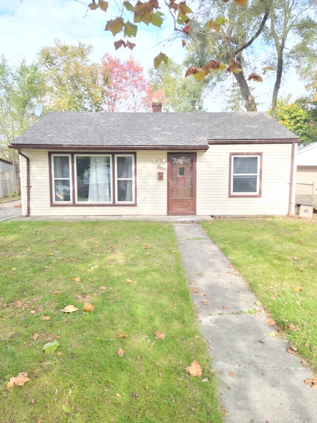 35640 Glen St Rentals in Westland, MI
