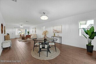 139 W Gadsden Ln in Cocoa Beach, FL - Building Photo - Building Photo
