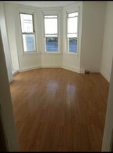 422 St Pauls Ave in Jersey City, NJ - Building Photo - Building Photo
