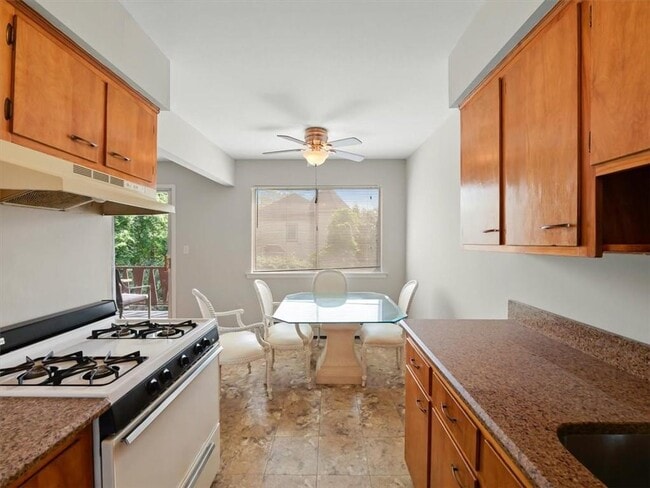 20 Fisher Ave in Congers, NY - Building Photo - Building Photo