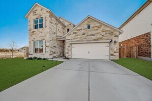 2121 Lolo Ln in Leander, TX - Building Photo
