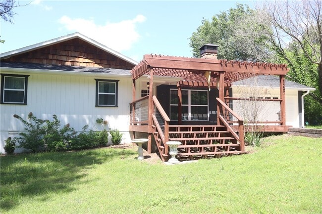 320 Fire Tower Rd in Elkins, AR - Building Photo - Building Photo