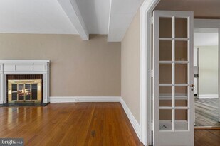 415 City Ave in Merion Station, PA - Building Photo