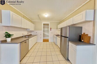 72 Egmont St in Brookline, MA - Building Photo - Building Photo