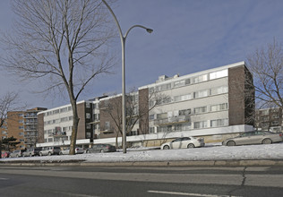 1275-1315 Jules-Poitras Boul in St. Laurent, QC - Building Photo - Building Photo