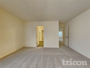 192 Hynes St in Bethlehem, GA - Foto de edificio - Building Photo