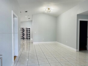 13826 SW 157th Terrace in Miami, FL - Building Photo - Building Photo